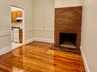 41 Bay State Rd APT 4F, Boston, MA 02215