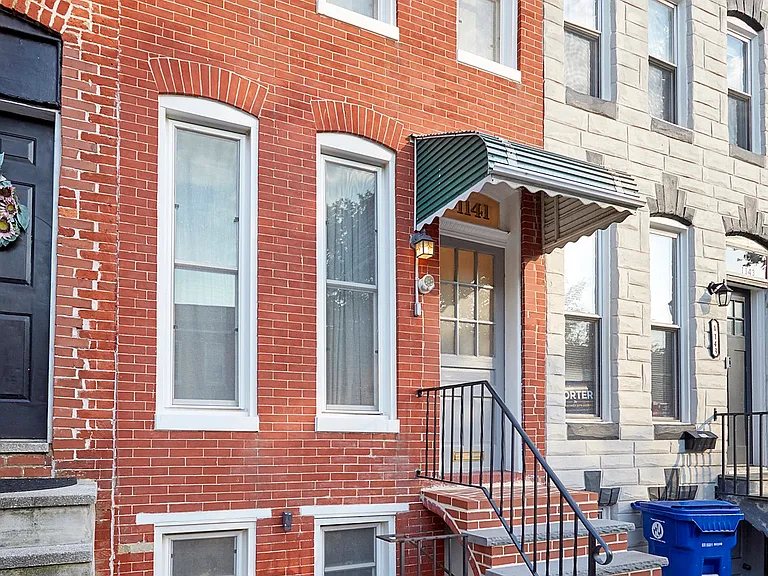 1141 W Hamburg St — Photo 37