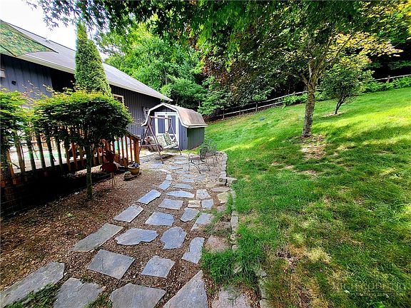 5th image of 2206 George Hayes Road