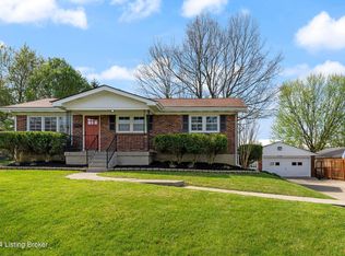 6108 Bay Pine Dr, Louisville, KY 40219
