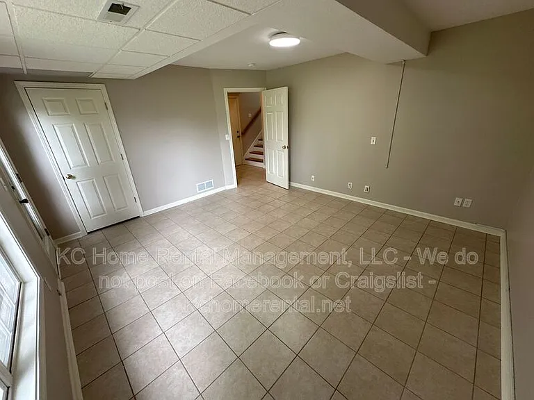 1224 SE Princeton Dr — Photo 35