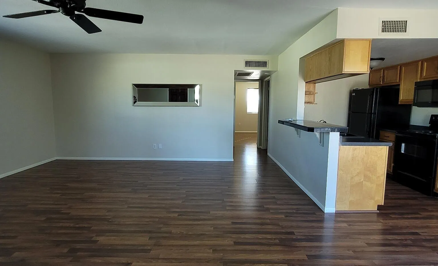 2 bed, 1.0 bath, 1026 sqft, $1,495 — Photo 3