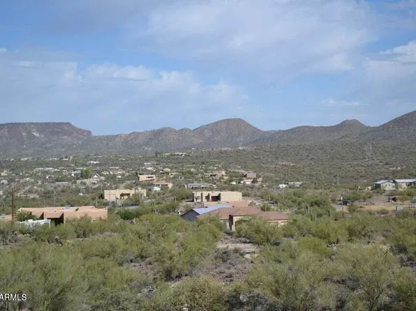 2417 W Lazy G Ranch Road #B, New River, AZ 85087