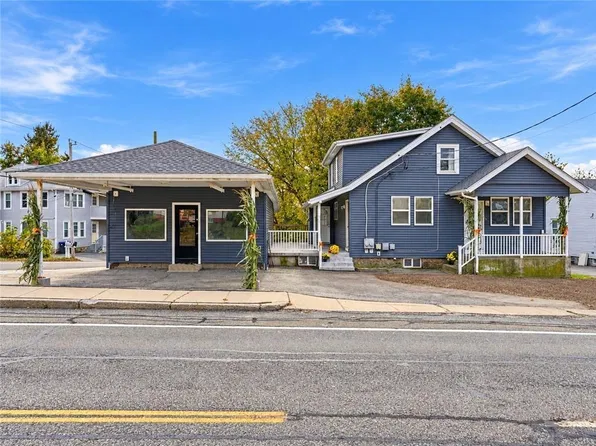 3862 Mendon Rd, Cumberland, RI 02864
