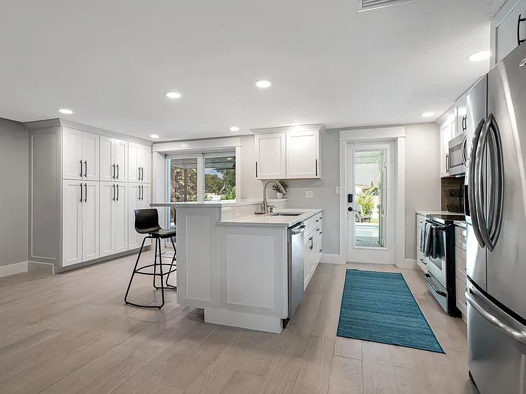 6007 Beneva Rd — Photo 10