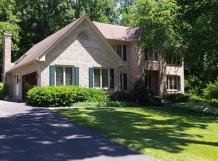 1005 Trillium Trl, West Chicago, IL