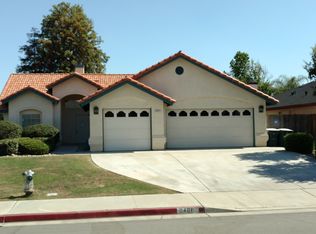 9401 Meacham Rd, Bakersfield, CA 93312