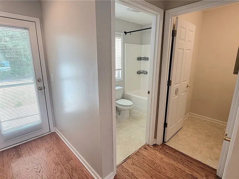 123 Perkins Pl — Photo 7