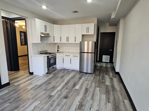 53 Lincoln Street image 1 of 4