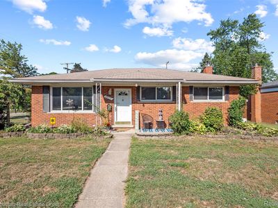 28015 Loretta Ave, Warren, MI, 48092