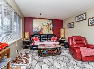 10516 E Serenity Cir, Columbia, MO 65202