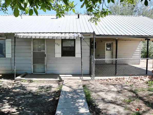 123 E Ithaca St, Caldwell, ID 83605