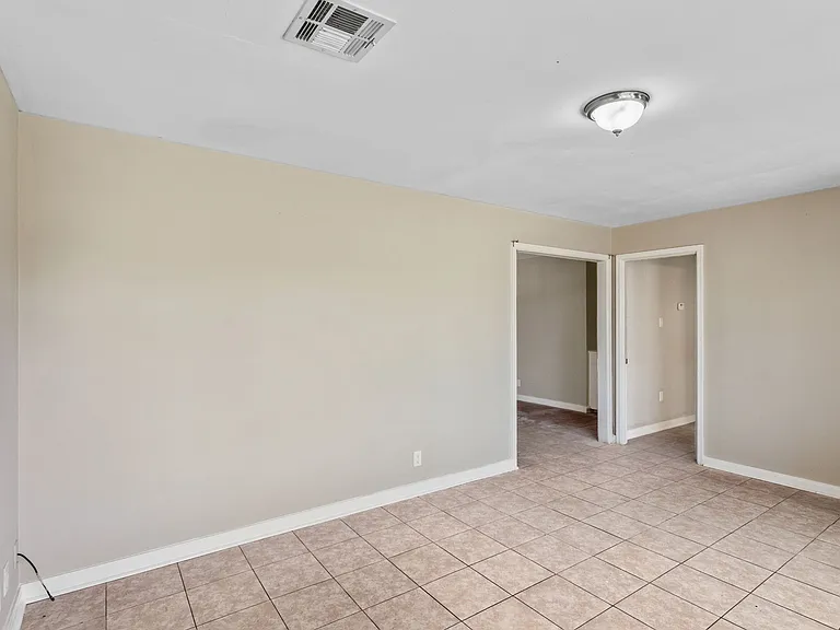 3450 Taylor St — Photo 6