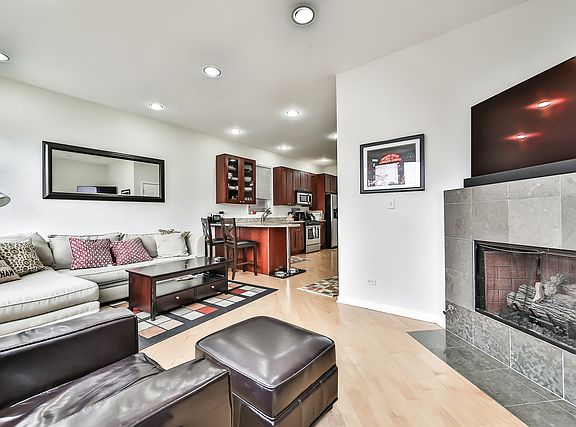 5th image of 1541 N Talman Ave #2