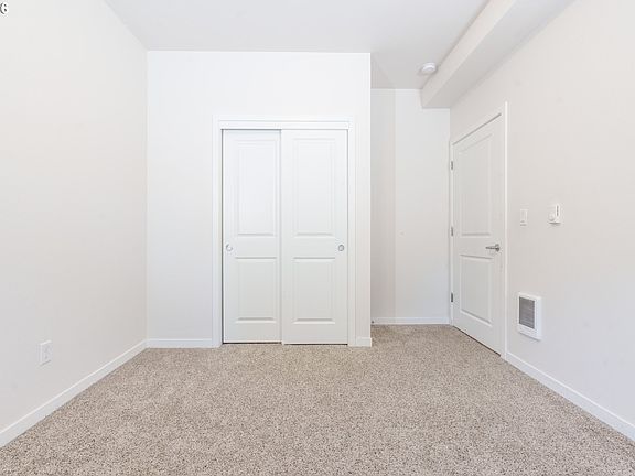 3rd image of 6940 SE Long St