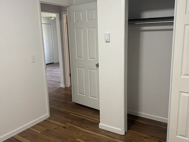 12420 E 12th Ave #B — Photo 9