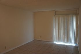 5th image of 4550 NW 9th St APT 315