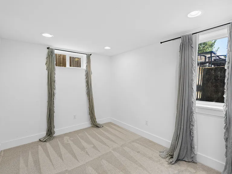 2734 NE 36th Ave #A — Photo 23