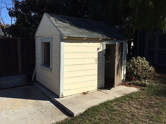 5th image of 2922 Custer Dr