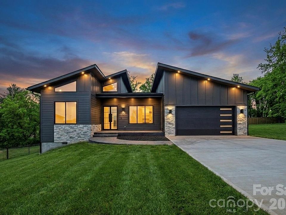 1st image of 5 Scott Meadows Dr #1