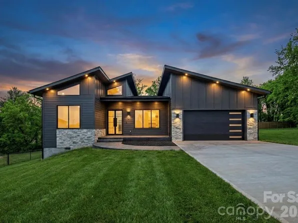 5 Scott Meadows Dr #1, Asheville, NC 28806