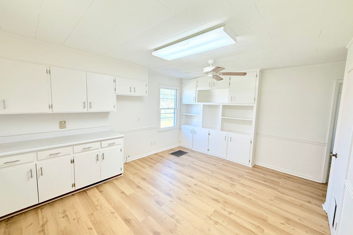 next background image