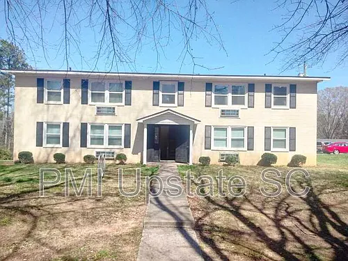 201 Chandler Dr Photo 1