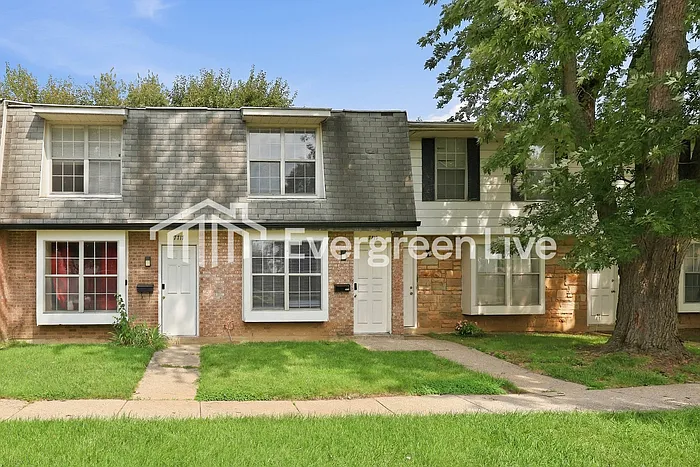 2 bed, 1.5 bath, 1094 sqft, $995 — Photo 2