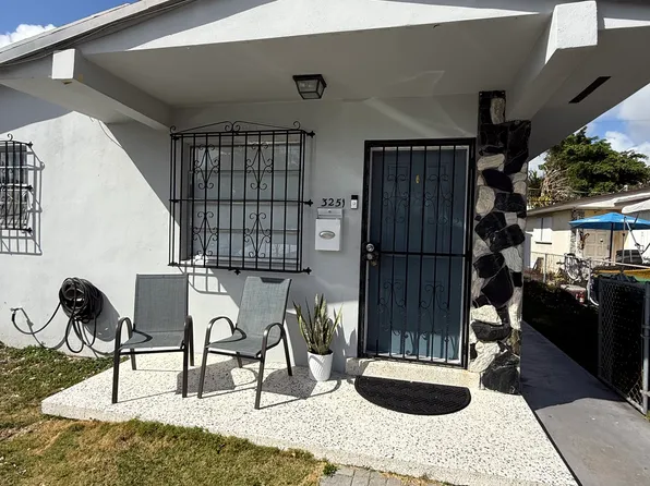 3251 SW 25th St, Miami, FL 33133