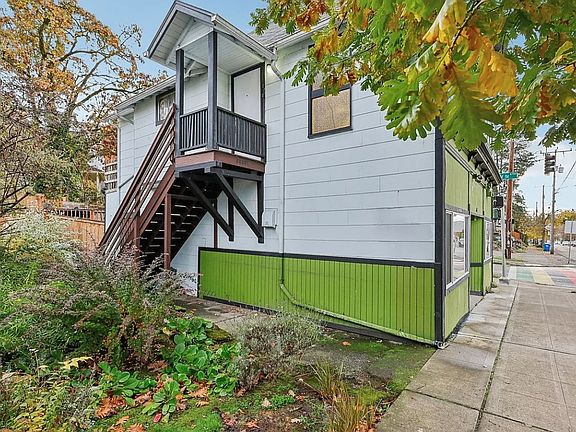 4th image of 6630 Rainier Ave S #B