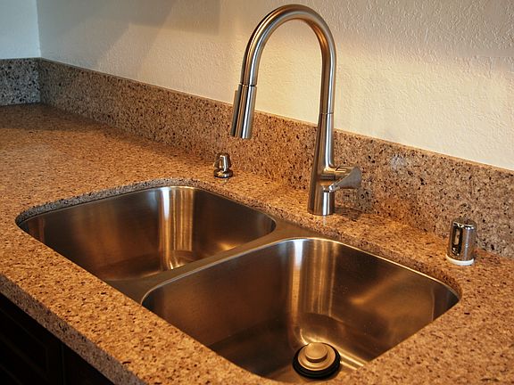 Durable Quartz Counter tops