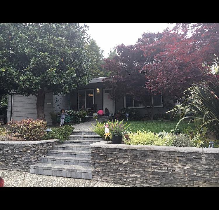 1st image of 261 Cedar St