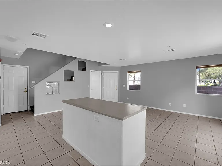 2918 Pelican Breeze Ct — Photo 14