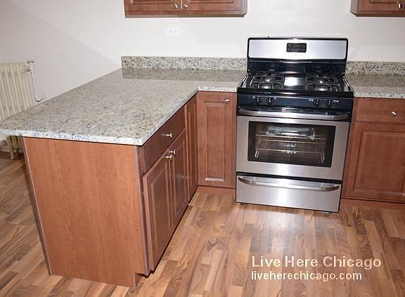 3rd image of 2322 N Commonwealth Ave APT 518