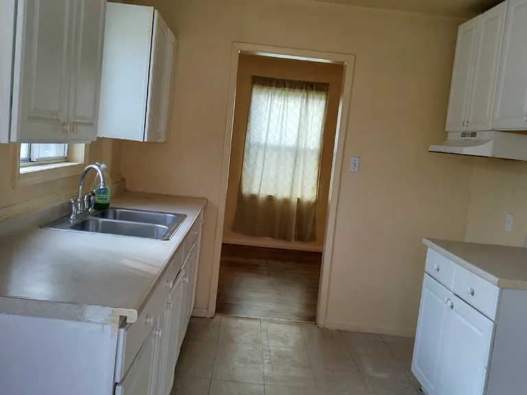 1600 El Toro Dr — Photo 2