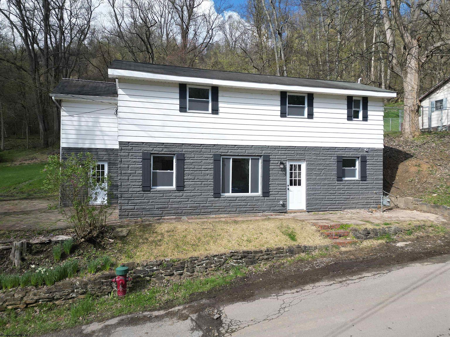 145 Winding Way, Clarksburg, WV 26301 | Zillow