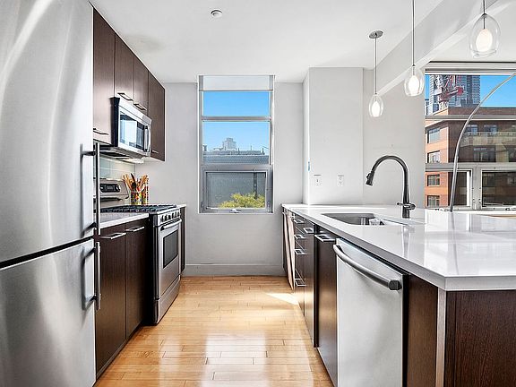 3rd image of 5-09 48th Ave #4K