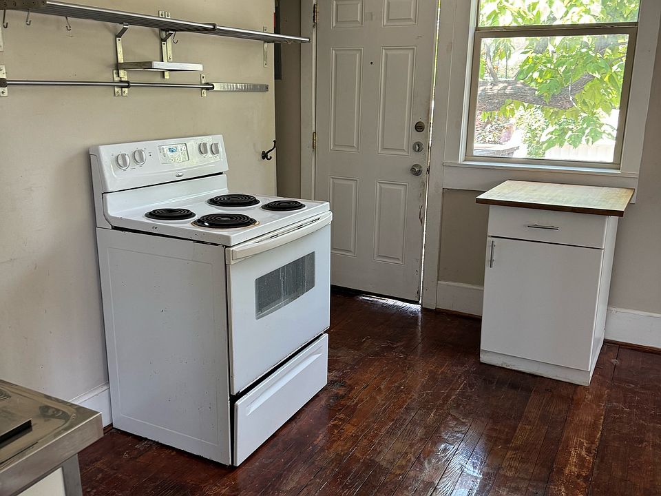 1st image of 909 Haines Ave APT H