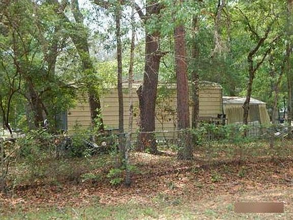 4th image of 2590 Primrose Ave