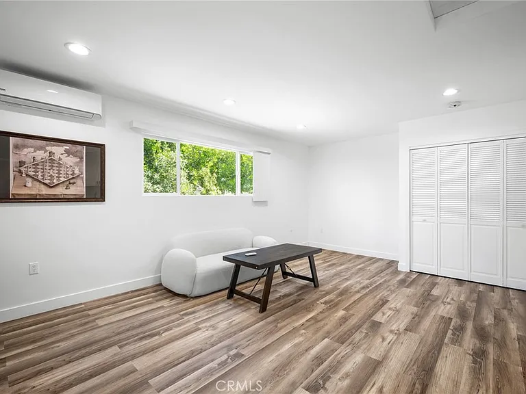 7823 Ampere Ave — Photo 4