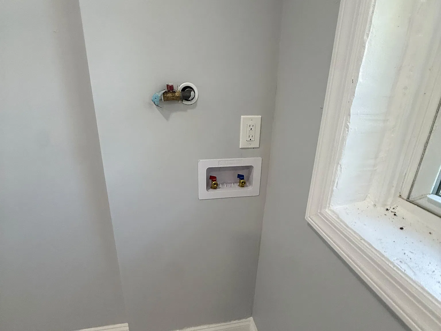 4 bed, 1.5 bath, $2,295 — Photo 1