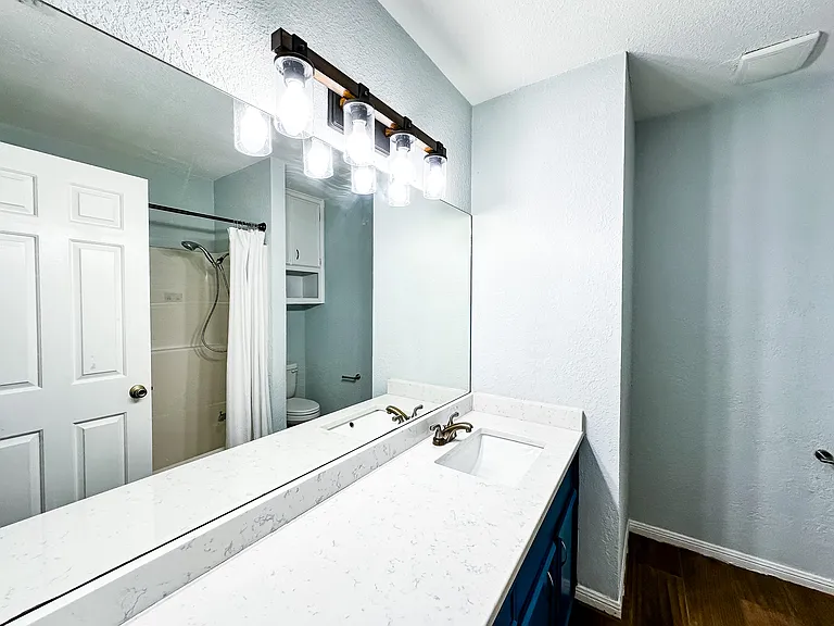 3001 Quail Hollow Dr — Photo 14