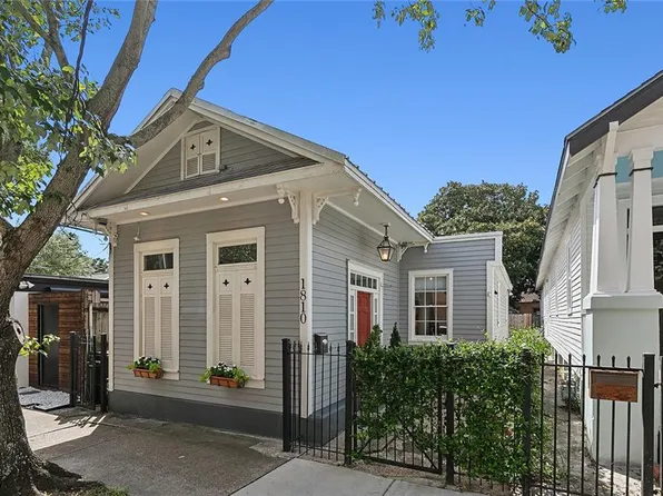 1810 Burdette St, New Orleans, LA 70118