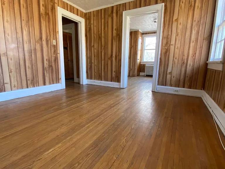 111 Ramsey St #4 — Photo 6