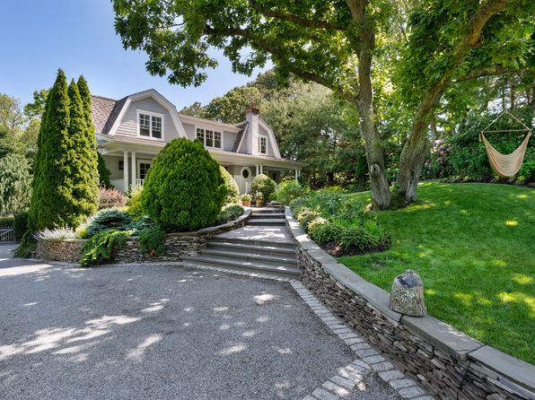 41 Club Dr, Southampton, NY 11968