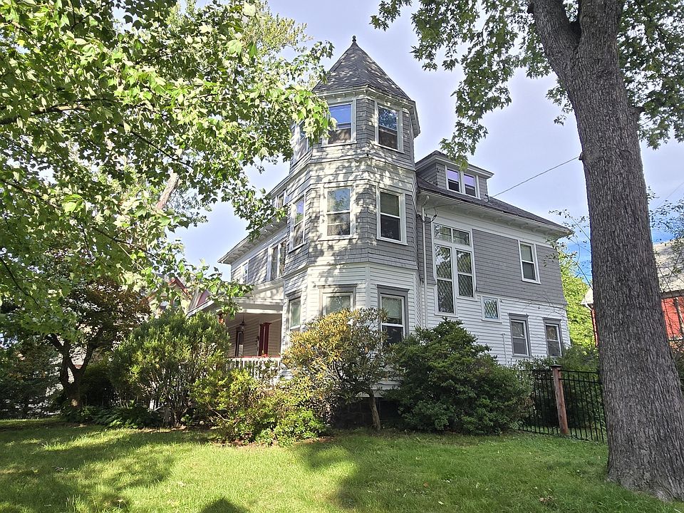 1st image of 105 Beacon Street