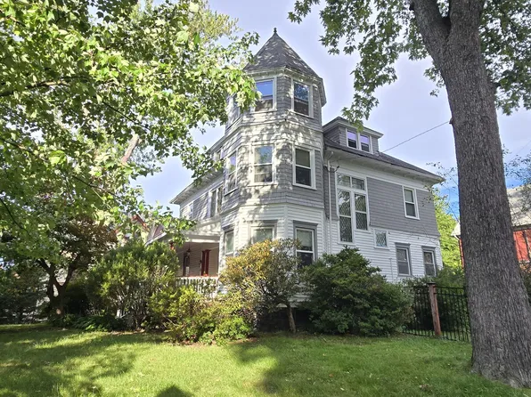 105 Beacon Street, Hartford, CT 06105