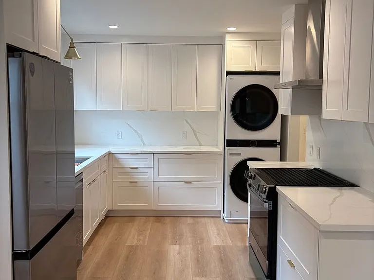 124 Rees St — Photo 15