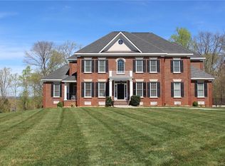 2718 Old Fort Pl, Midlothian, VA 23113