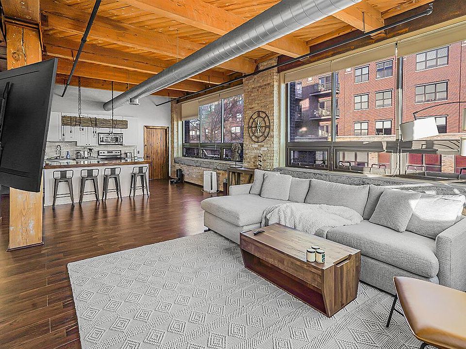 1st image of 234 E Reservoir AVENUE #302